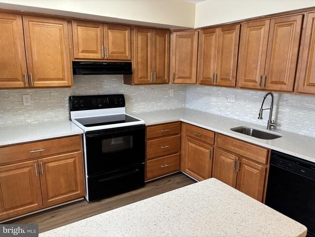 Photo - 17 Kimball Ridge Ct