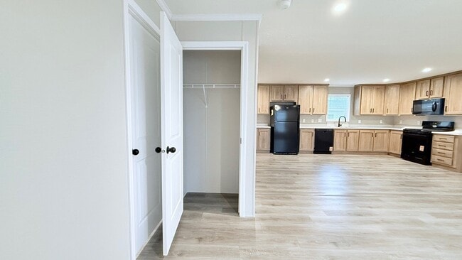 Photo - 29647 Erie Ct