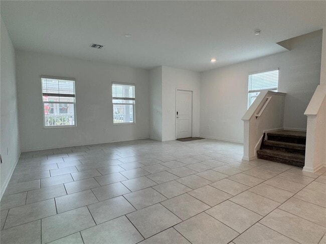 Photo - 6473 Pine Warbler Wy