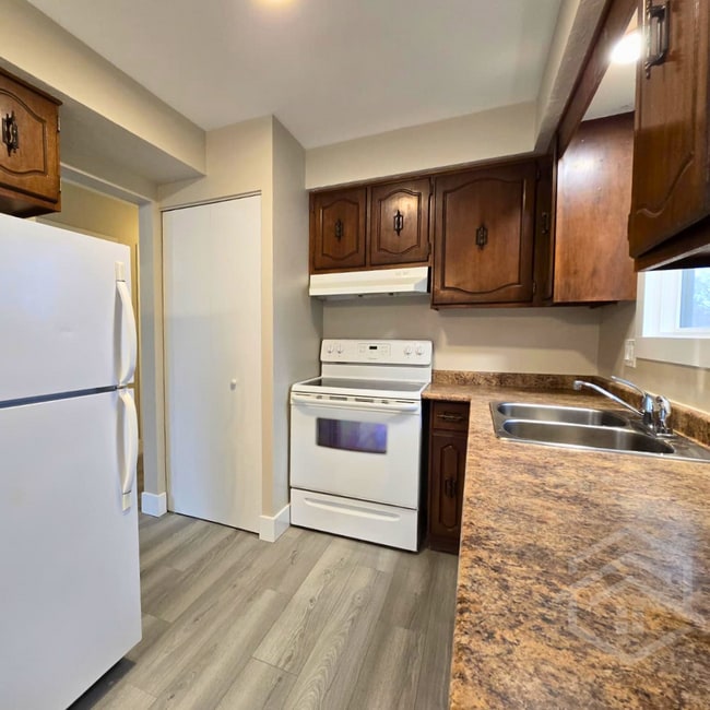 Photo - Newly Renovated 2-Bedroom in Woodstock!!