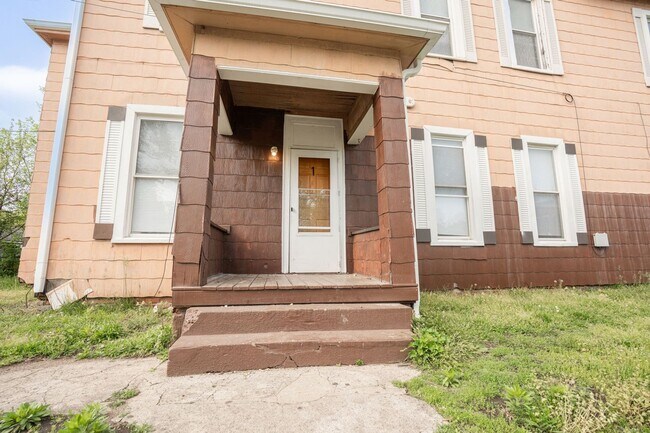 Photo - 731 S 7th St