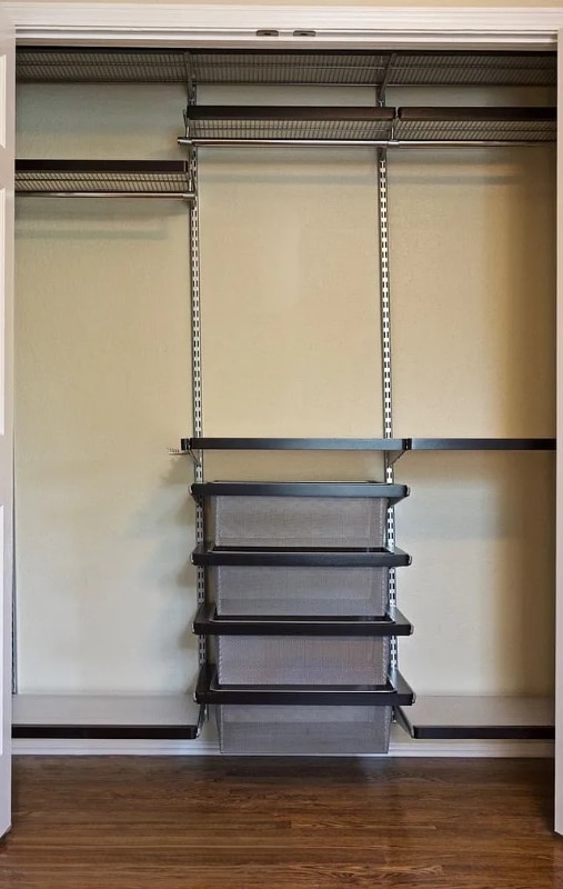 Photo - 1005 W 75th St