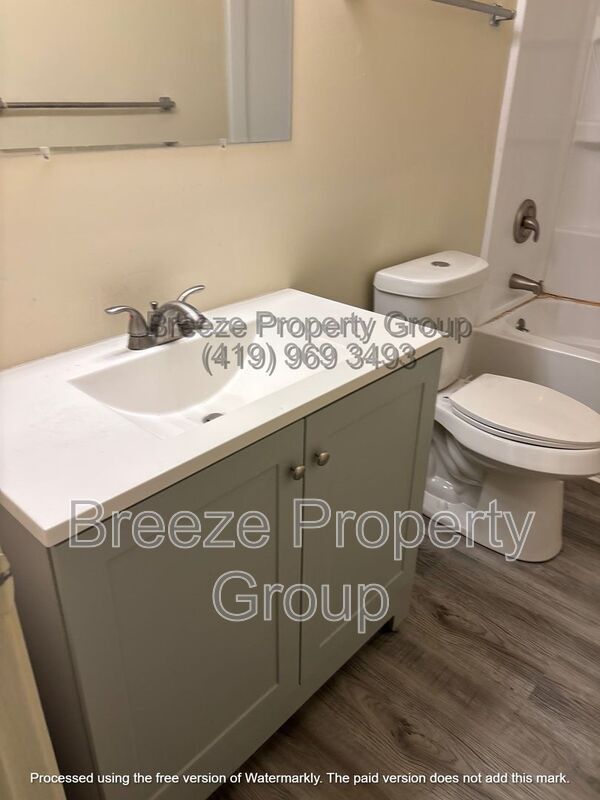 Photo - 434 Chicago Ave