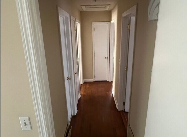 Photo - 3012 Pinewood Dr