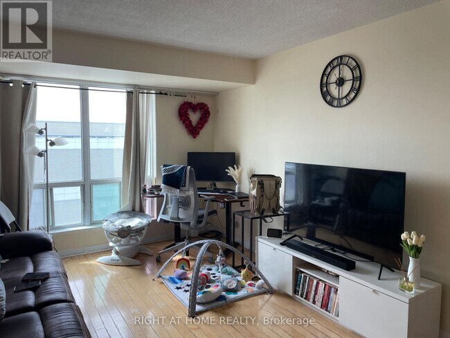 Photo - 1 Lee Centre Dr Unit 1510