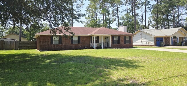 Building Photo - 627 Windhaven Dr Rental