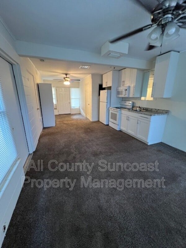 Photo - 2621 40th Ave N