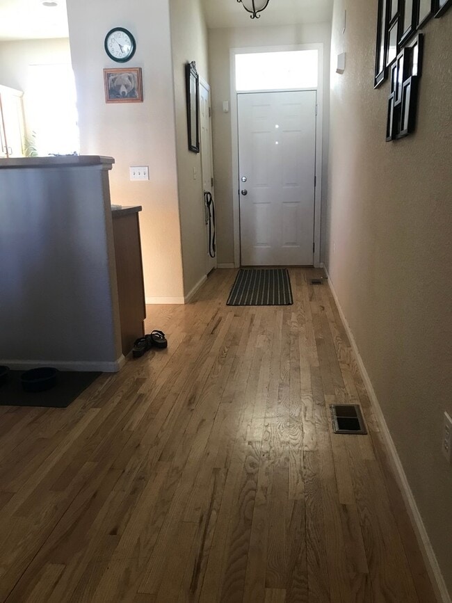 Photo - Beautiful 2 Bedroom/2 Bathroom Townhome in Kensington Estates