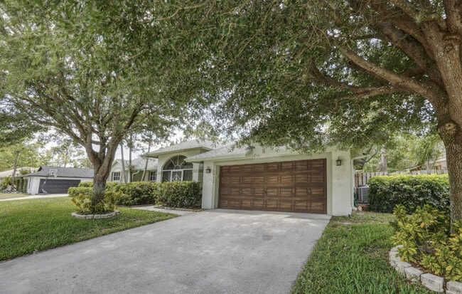 Photo - 14010 Aster Ave