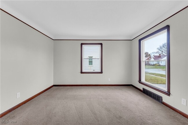 Photo - 1721 Tuxedo Ave