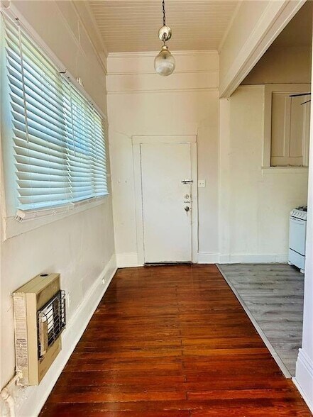 2300 Jena St Unit B