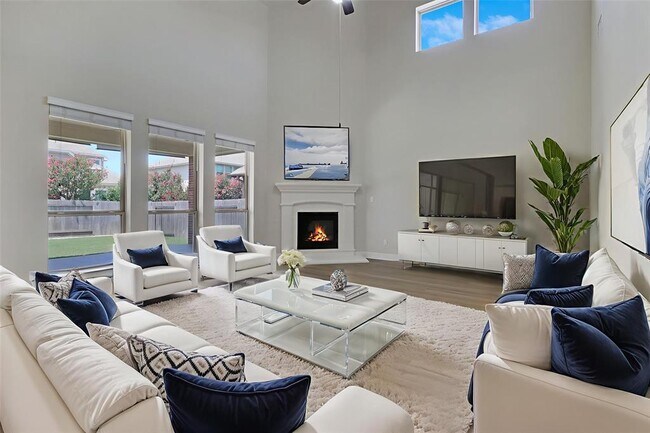 Photo - 3009 Silvergrass Cv