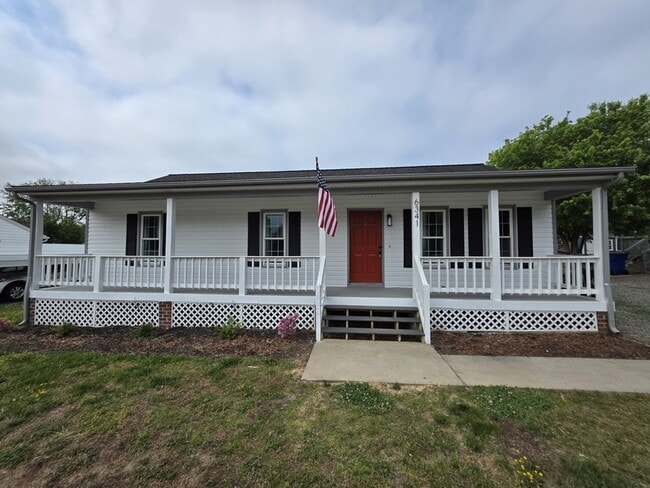 Building Photo - 6341 Sledds Lake Rd