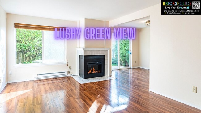 Photo - Bright & Modern End-Unit Townhome with Pool and Fitness Center