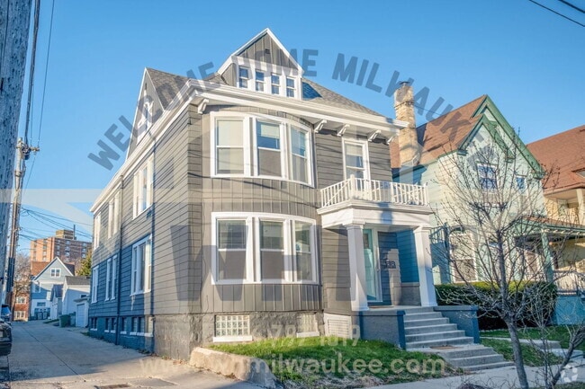 Building Photo - 1545 E Irving Pl Rental
