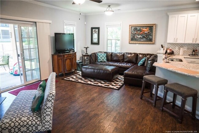 Photo - 919 Carolina Ave