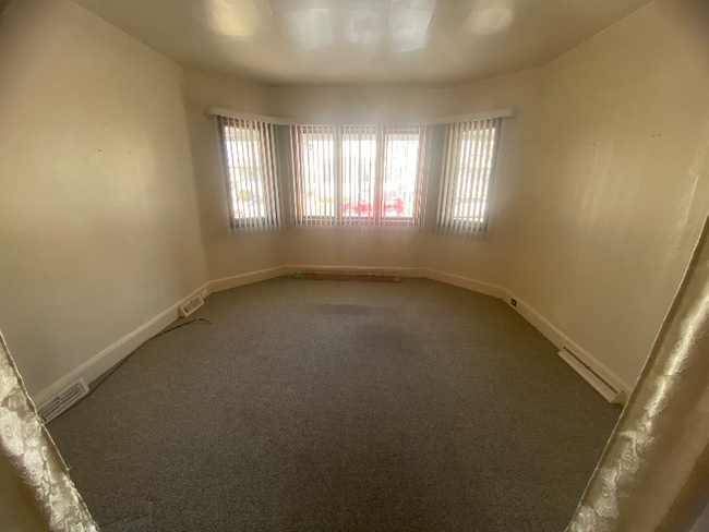 Photo - 118 Dudley St