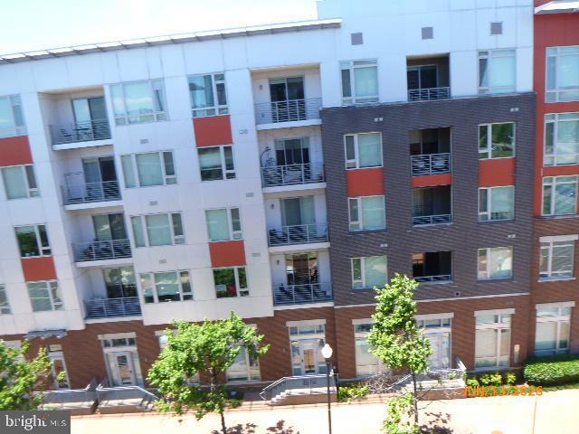 Building Photo - 701 Swann Ave Unit 503