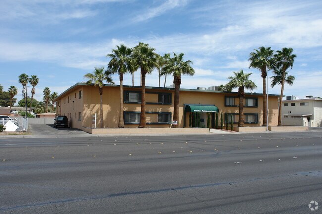 Photo - PARADISE PALMS Apartments