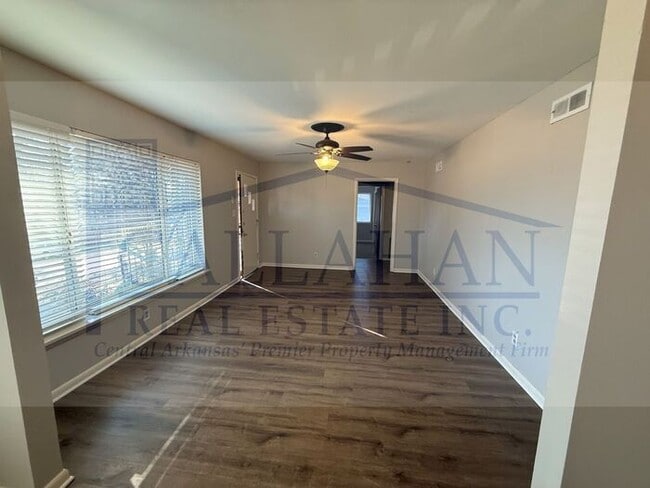 Photo - Lakewood 3 bedroom Home