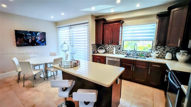 Photo - 21382 Marina Cove Cir Unit MARINA COVE