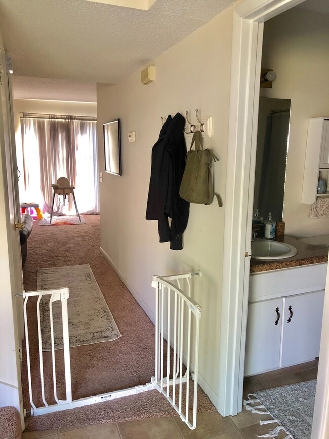 Photo - 205 John M Long Dr