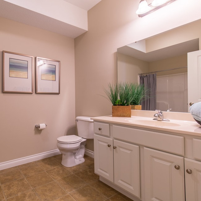 Lakeside at Fallen Timbers Apartments Townhomes for Rent Maumee, OH