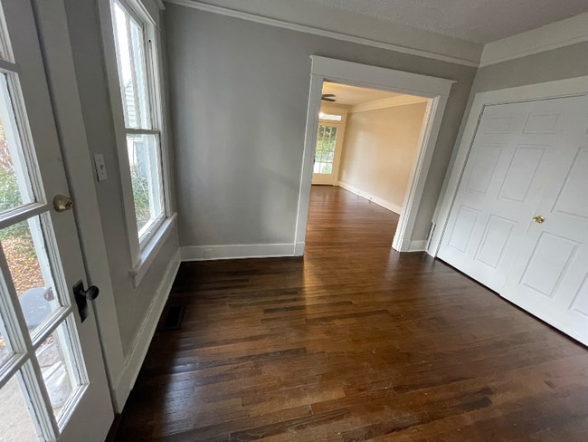 Photo - 1874 Central Ave