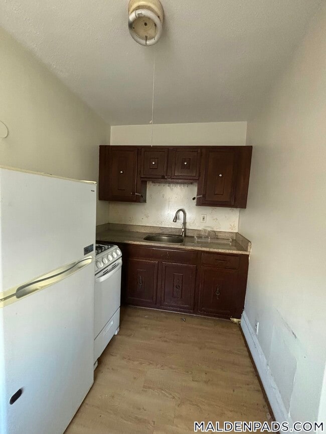 Photo - 349 Pleasant St Unidad B1-15