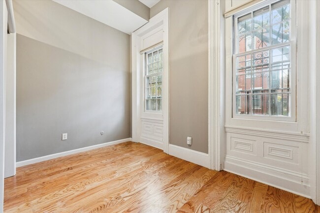 Photo - 2034 Mt Vernon St Unit 1F