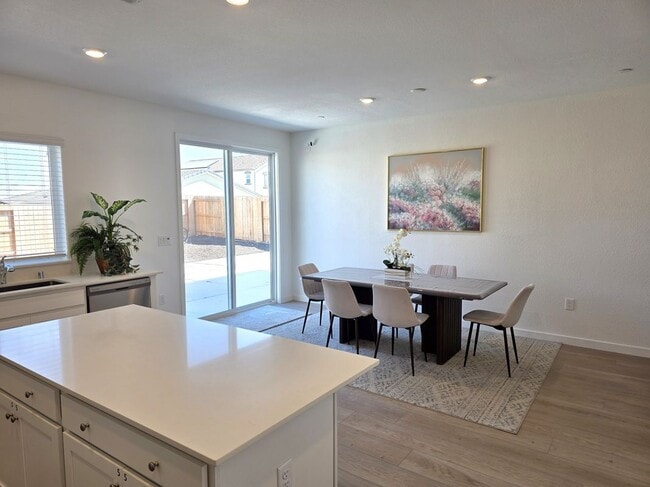 Photo - 12663 Snowy Owl Way