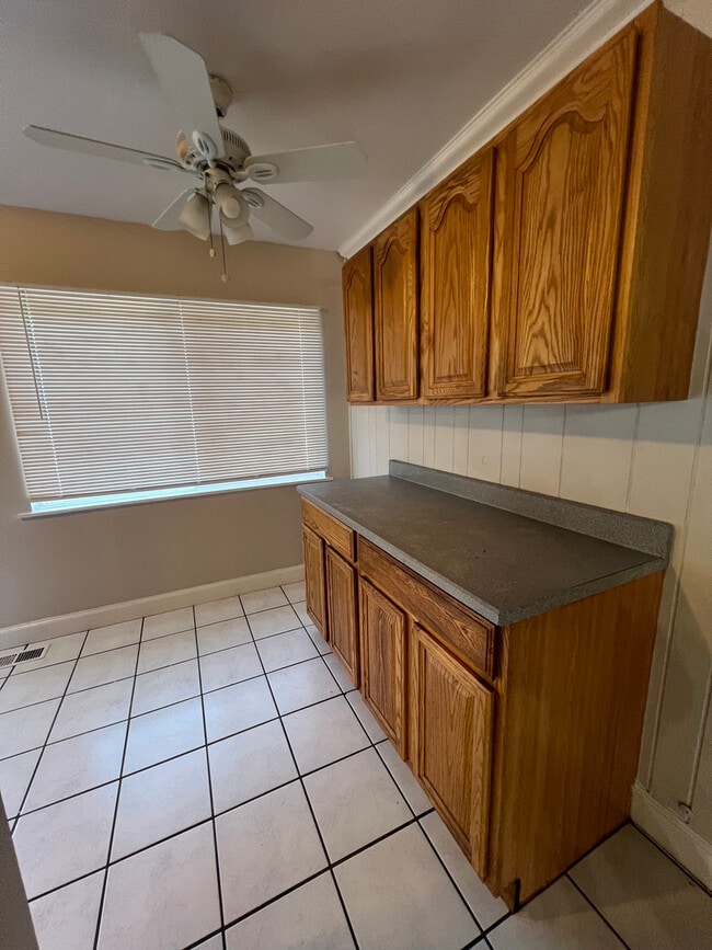 Photo - 22223 Navaho Ave