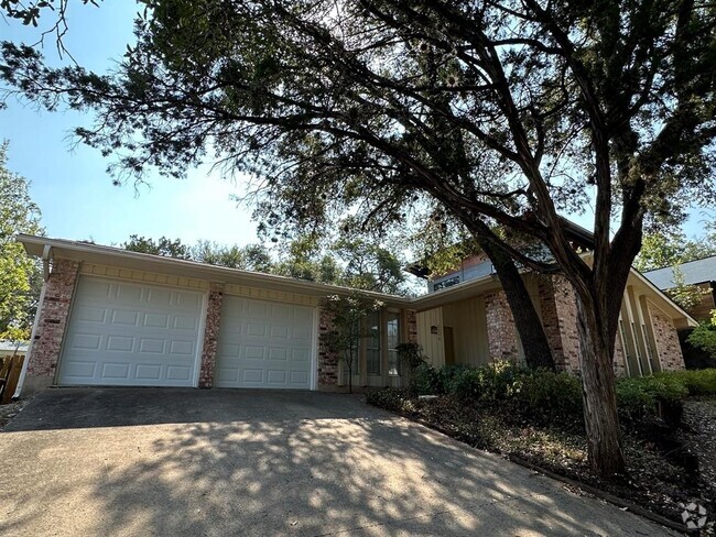 Building Photo - 2314 Farnswood Cir Rental