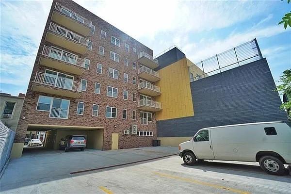 Photo - 2848 W 15th St