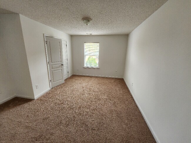 Photo - 3512 Clear Creek Crossing NW