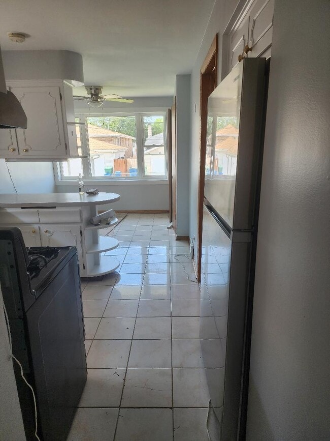 Photo - 7810 Mayfield Ave