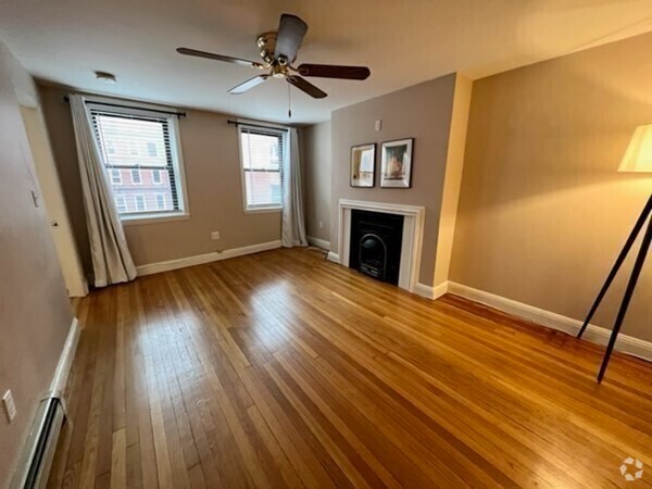Building Photo - 199 Salem St Unit 3 Rental