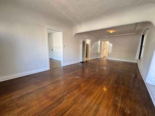 Photo - Two Bedroom Front House near Westside Village