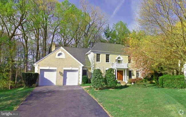 Building Photo - 2 Royal Dominion Ct Rental