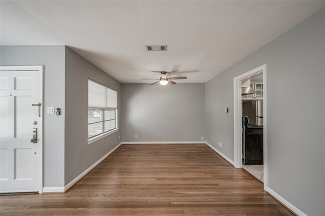 Photo - 3322 Elmridge St