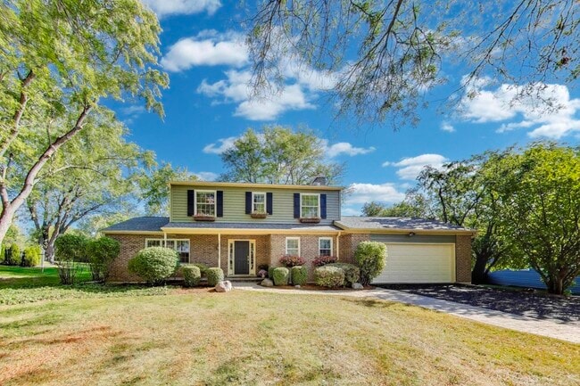 Building Photo - 21301 N Woodland Ave