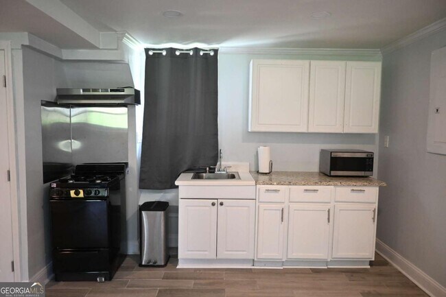 Photo - 994 Overbrook Cir Unit 1