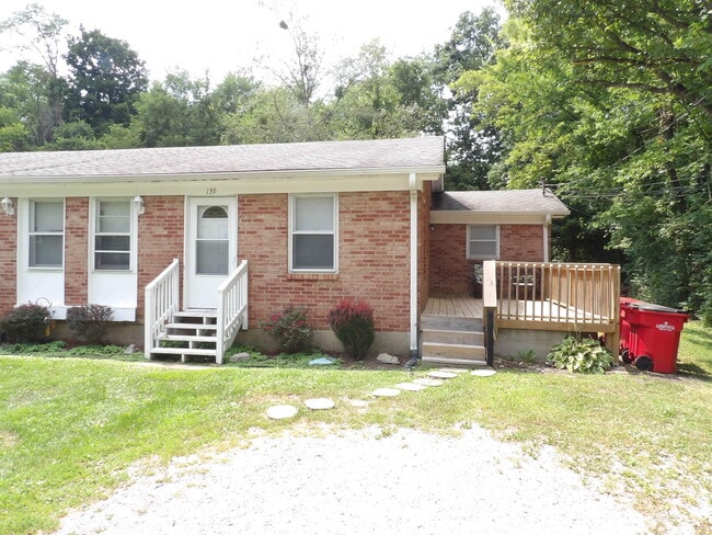 Photo - 139 Lawrence St