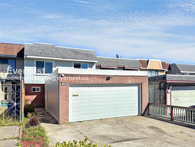 Photo - 3766 Callan Blvd