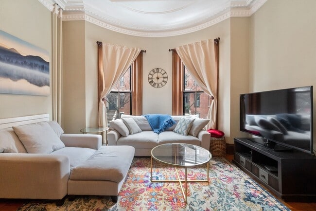 Photo - 129 Pembroke St Unit 2