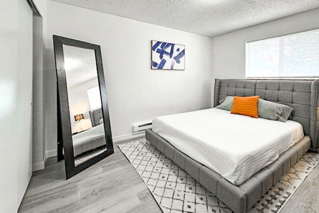 Latah Apartments