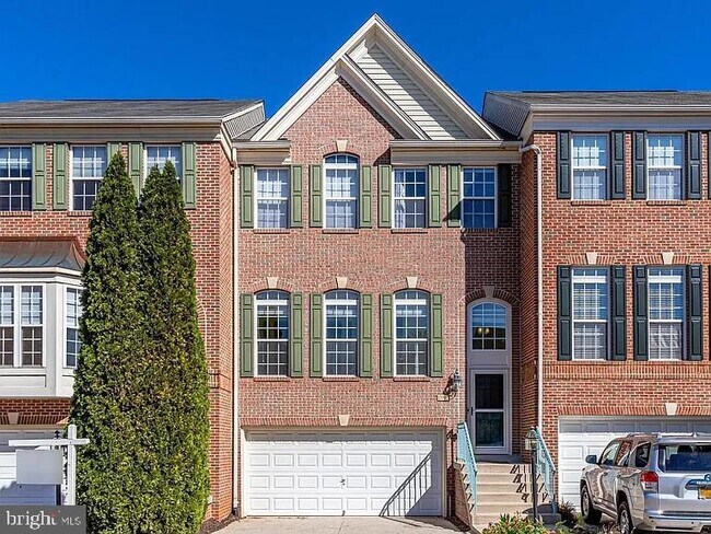 Building Photo - 13642 Cedar Run Ln