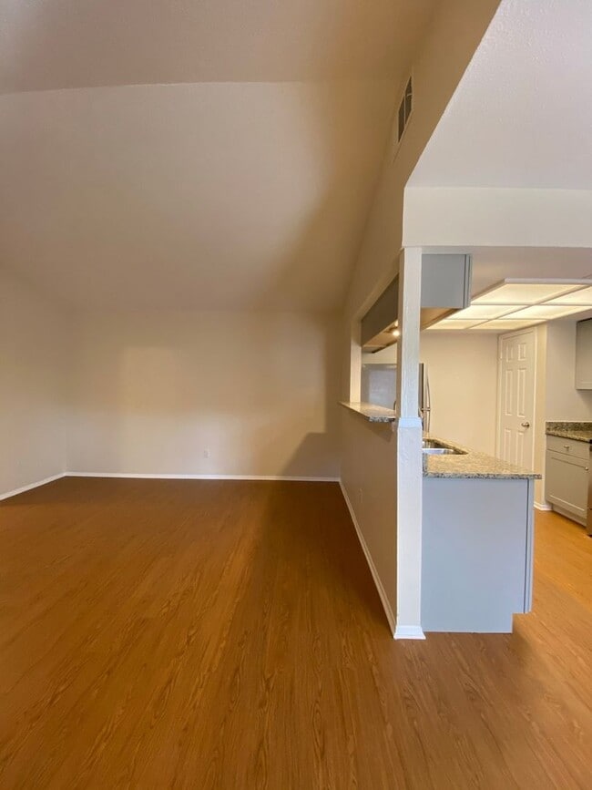 Photo - Moran Properties (11308 Ptarmigan Cv) Unit A