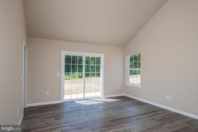 Photo - 29 Kantner Ln S