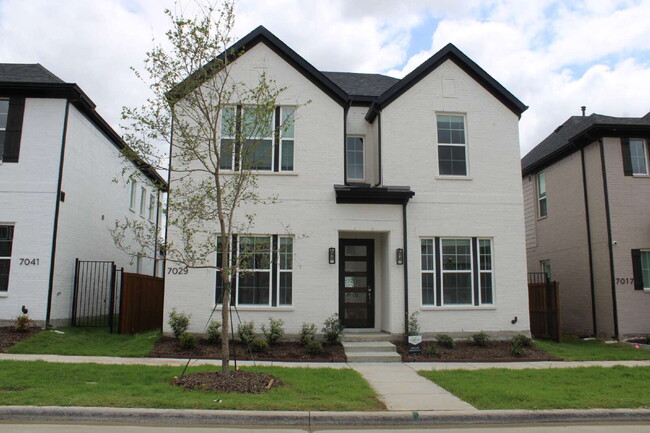 Building Photo - 7029 Confetti Ln